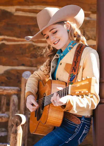 photo of Kristyn Harris